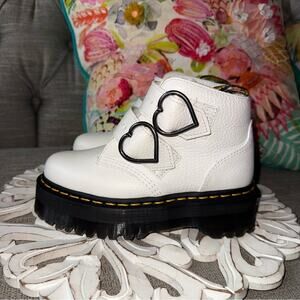 Dr. Martens Devon Platform Heart Ankle Boots Women’s 5 NEW